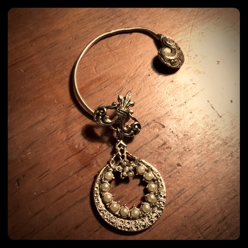 Vintage Ear Wrap - image 1